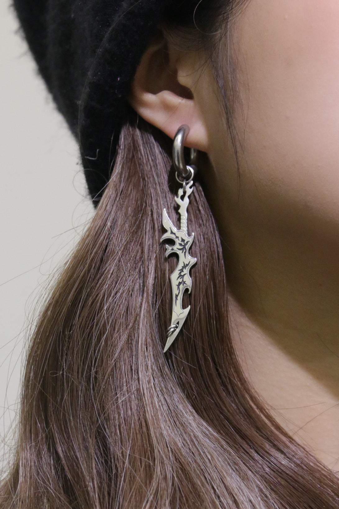 Fervooor Acid Knife earrings