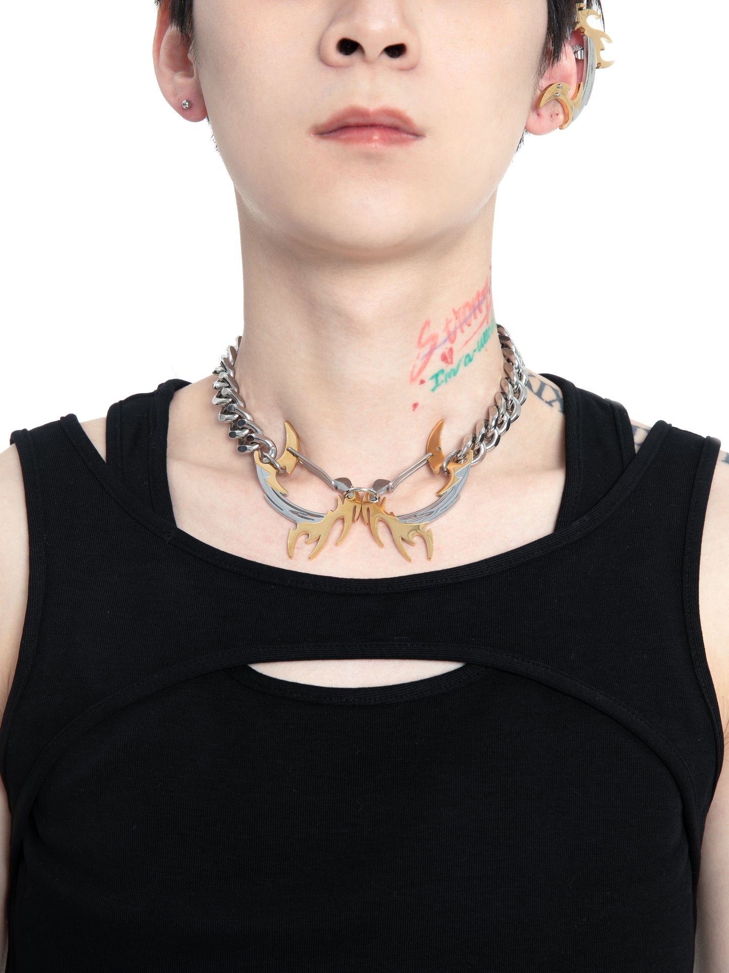 Fervooor Futureistic golden dragon necklace - Fervooor